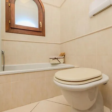 Historic - Open Space In The Center Apartment Olbia