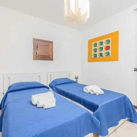 Historic - Open Space In The Center Apartment