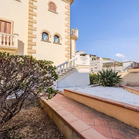 Historic - Open Space In The Center Apartment Olbia
